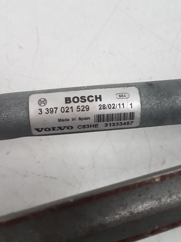 2010 - 2015 Volvo V70  Estate WIPER MOTOR (FRONT) & LINKAGE 31333457