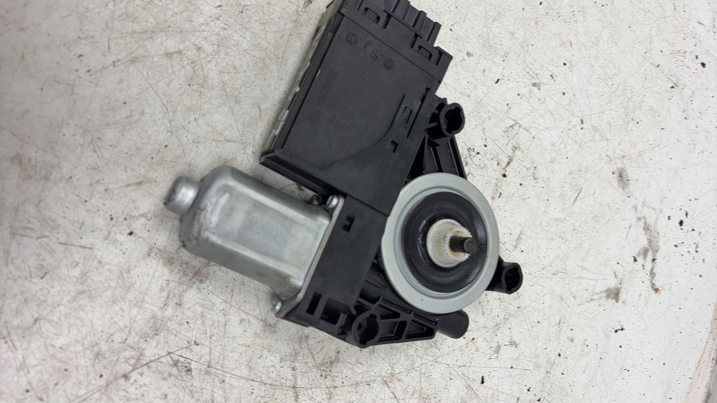 2017 - 2026 Volvo V60 II 225 Estate WINDOW REG MOTOR (DRIVER SIDE REAR) 3167475