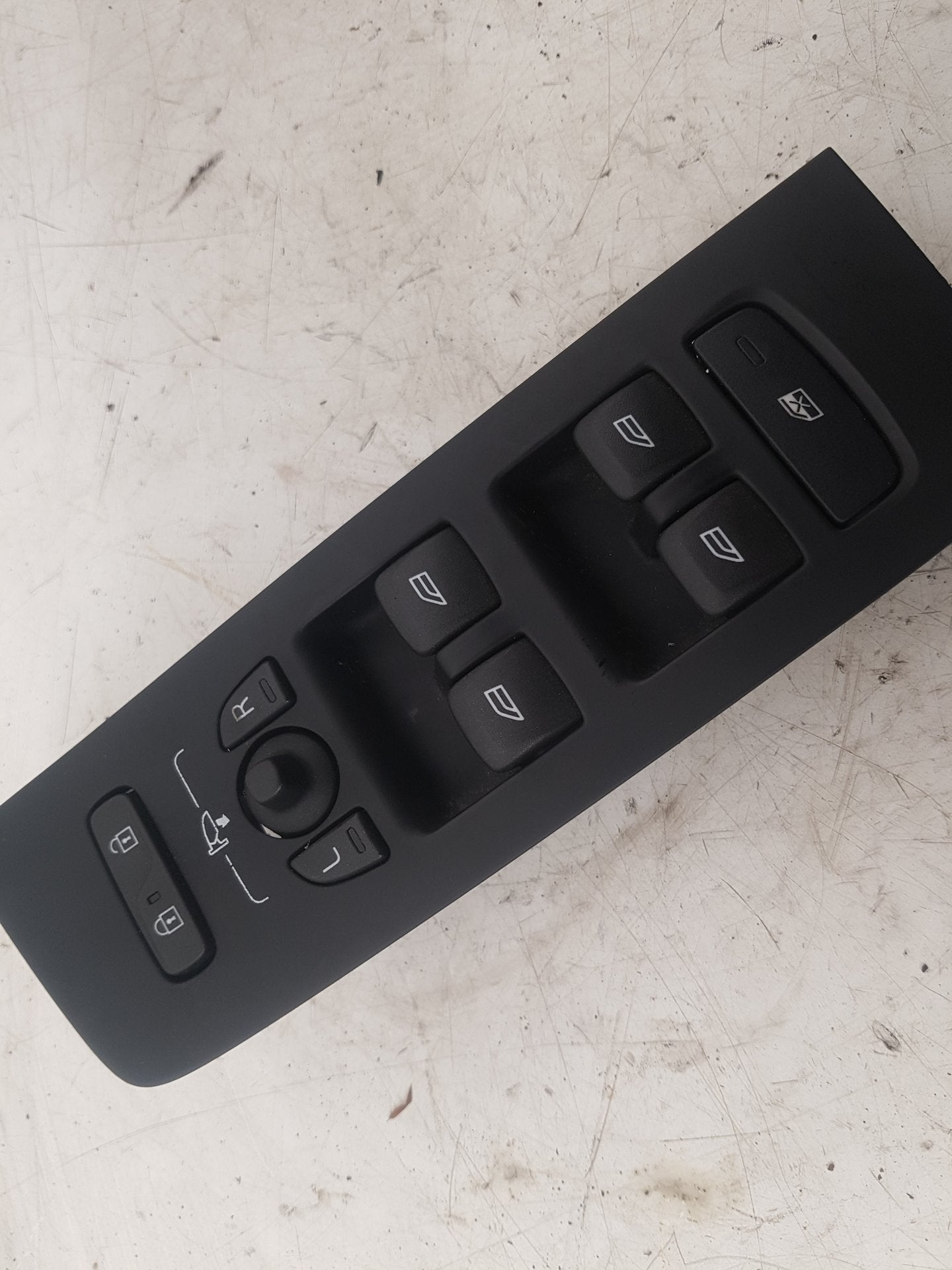 2012 - 2015 Volvo V40  Hatchback ELECTRIC WINDOW/MIRROR SWITCH BANK 31376495