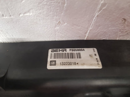 2010 - 2012 Saab 9-5  Saloon RADIATOR FAN & COWLING (A/C CAR) 8658004