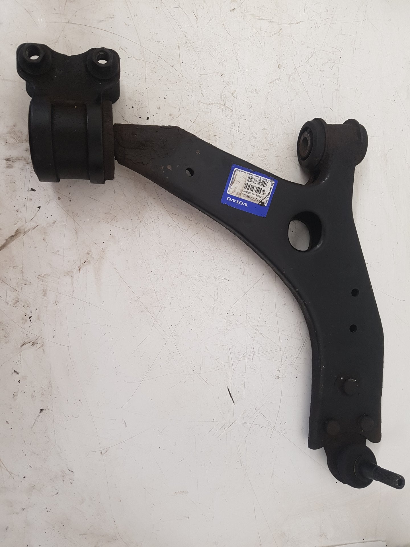 2004 - 2006 Volvo S40  Saloon Right Front Lower Control Arm 31277465