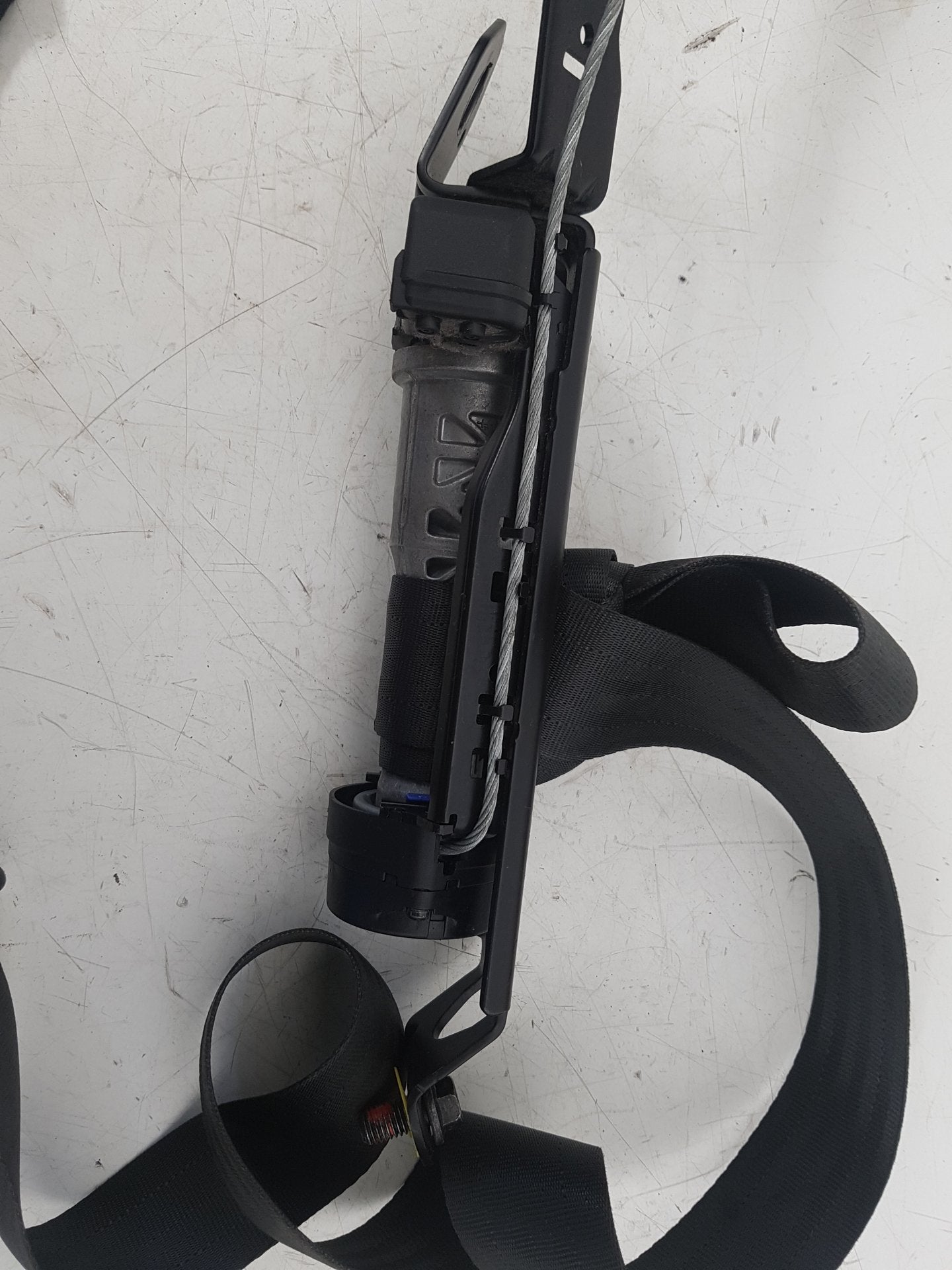2005 Volvo S60  Saloon Left Front Seat Belt 30730990