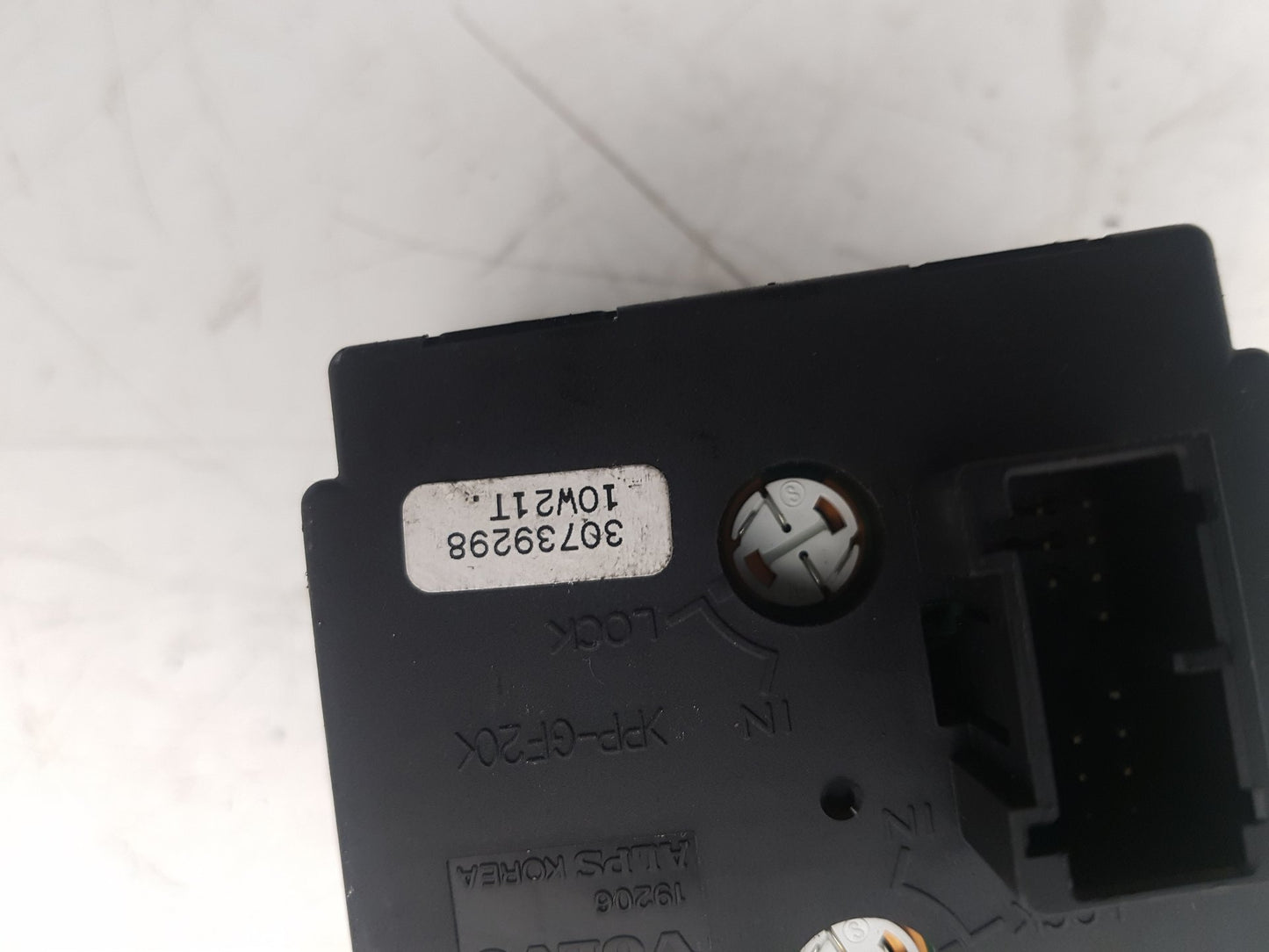 2005 - 2012 Volvo S40  Saloon Headlight Switch 30739298