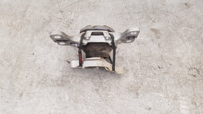 2012 - 2017 Volvo V40  Hatchback Right Engine Mount