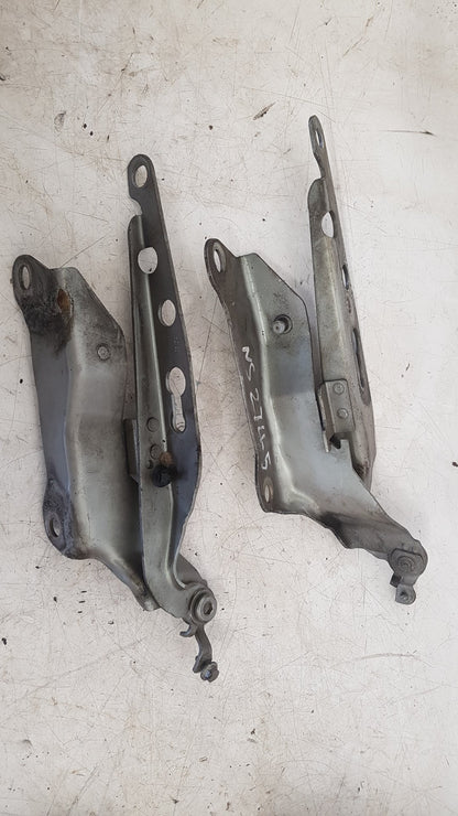 2004 Volvo XC90  Estate Bonnet Hinges (Pair)