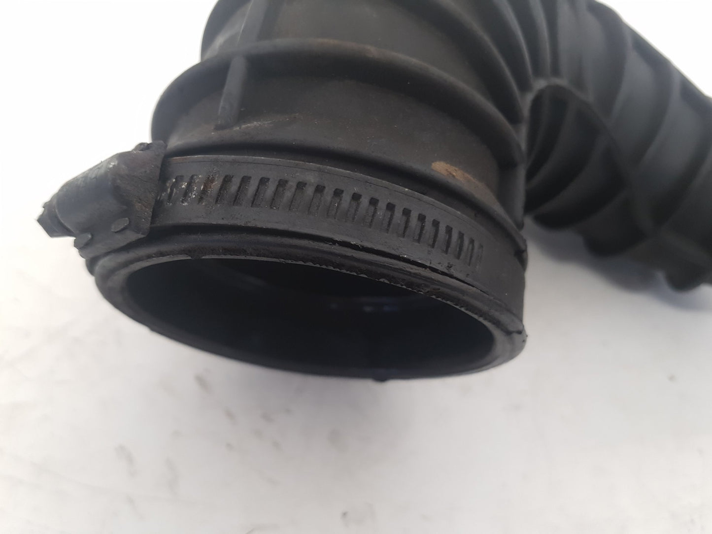 2001 - 2010 Volvo S60  Saloon INTERCOOLER HOSE 8634143