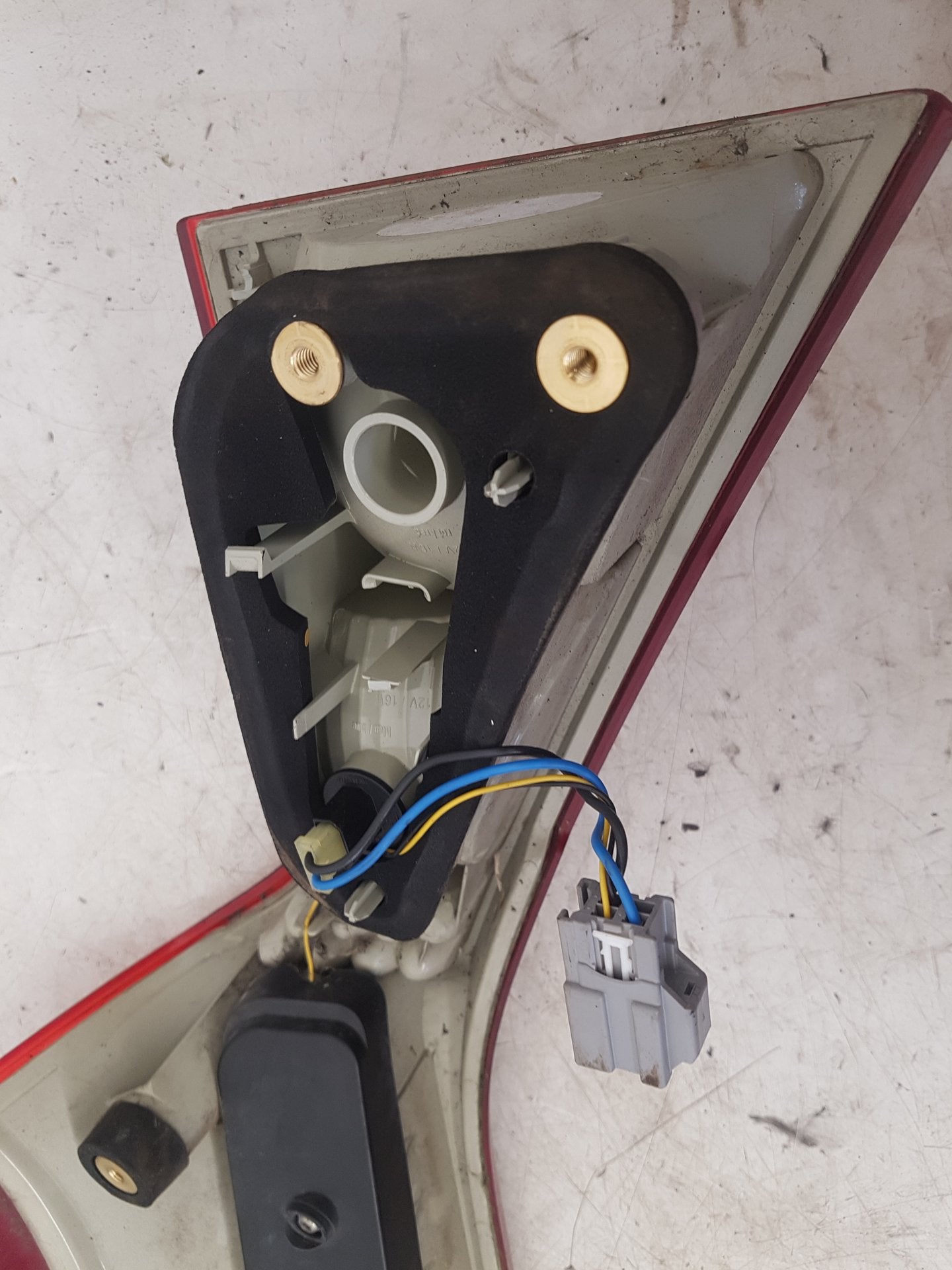 2010 Volvo XC70  Estate Right Taillight