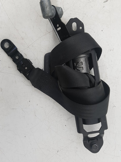 2005 Volvo S60  Saloon Left Front Seat Belt 30730990