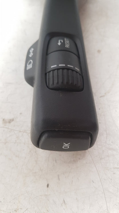 2013 Volvo V40  Hatchback Indicator Stalk 31327904