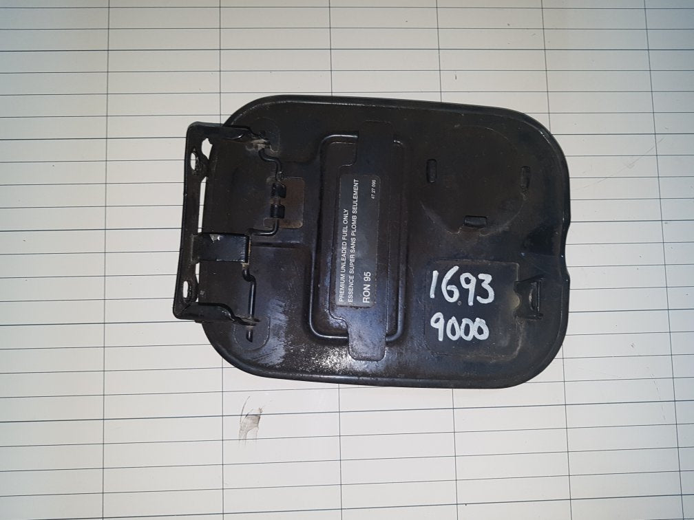 1993 - 1998 Saab 9000  Hatchback Fuel Filler Door 4727095