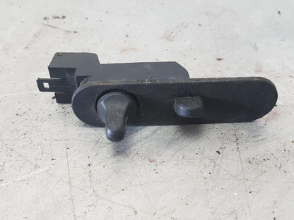 1988 - 1998 Saab 9000  Hatchback Mirror Retract Switch 9505488