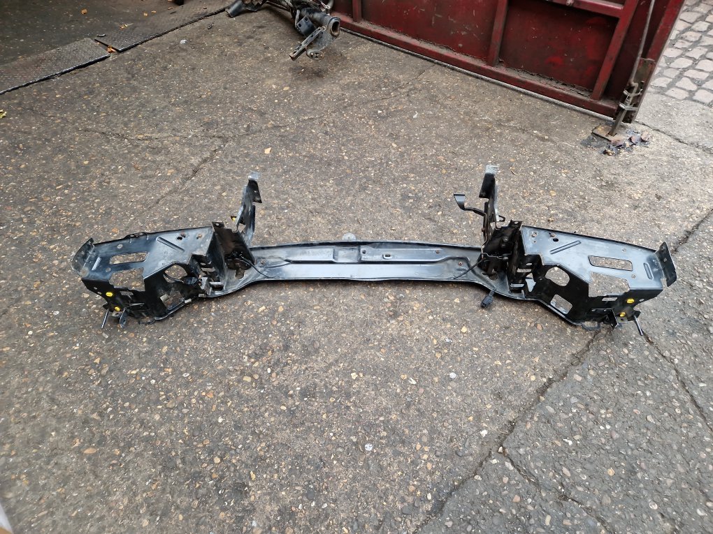 2002 - 2014 Volvo XC90  Estate Front Panel 31253239