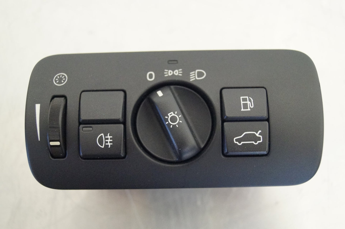 2008 - 2016 Volvo XC60   Headlight Switch 30739432