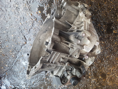 2013 - 2015 Volvo V60  Estate Manual Gearbox 1285242