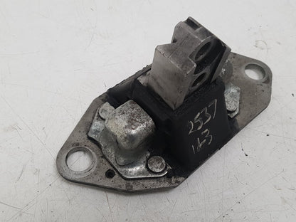2004 - 2007 Volvo XC70  Estate Right Engine Mount 1349381