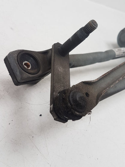 2010 - 2015 Volvo V70  Estate WIPER MOTOR (FRONT) & LINKAGE 31333457