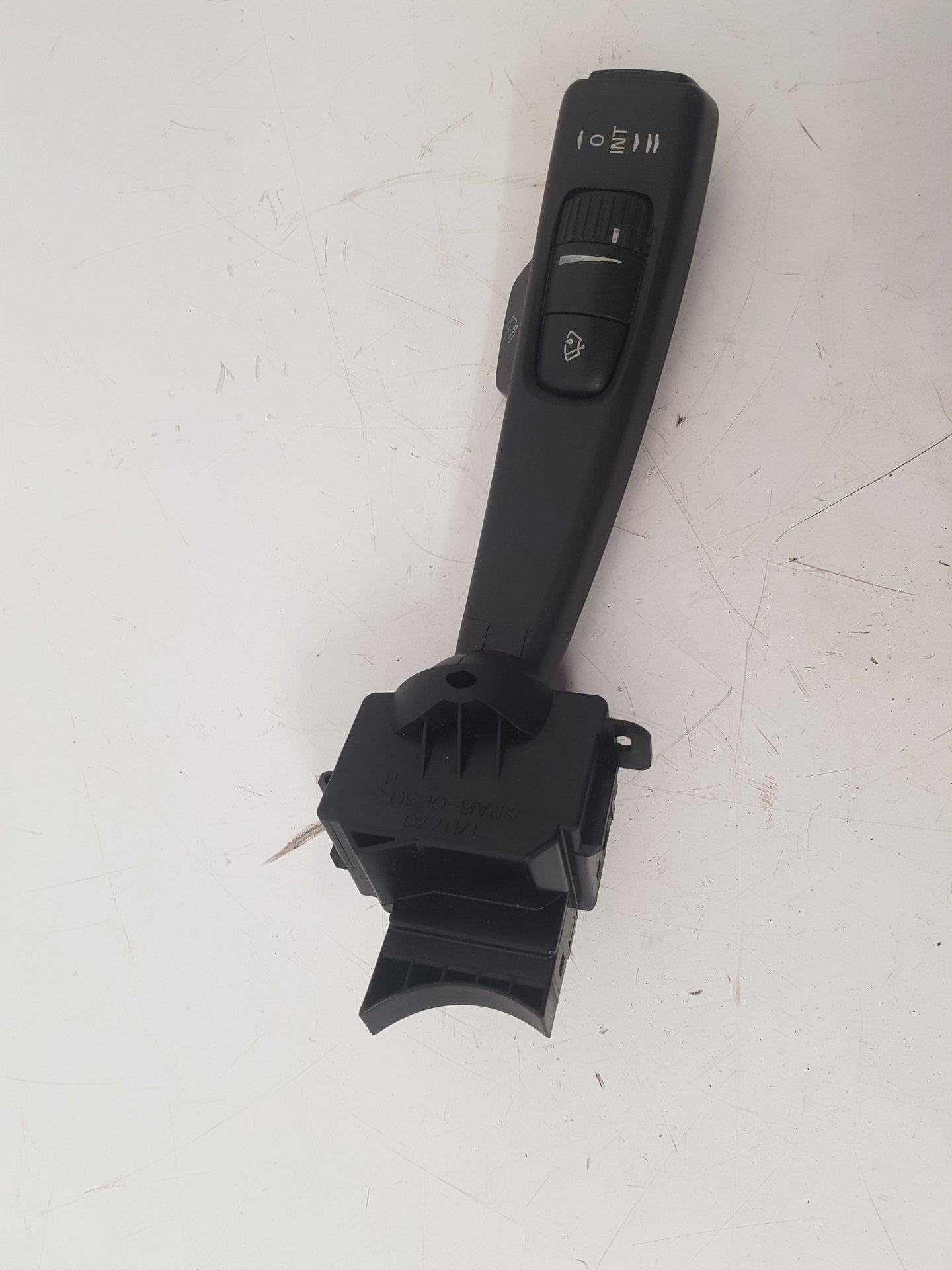 2007 - 2013 Volvo C70  Convertible Wiper Switch 17D770