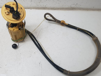 2000 - 2007 Volvo XC70  Estate Fuel Pump 30792518