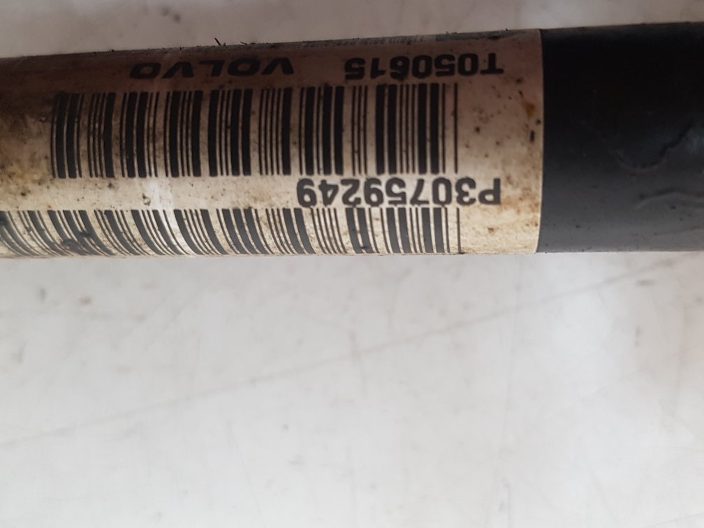 2002 - 2006 Volvo XC90  Estate Left Rear Drive Axle 30759249