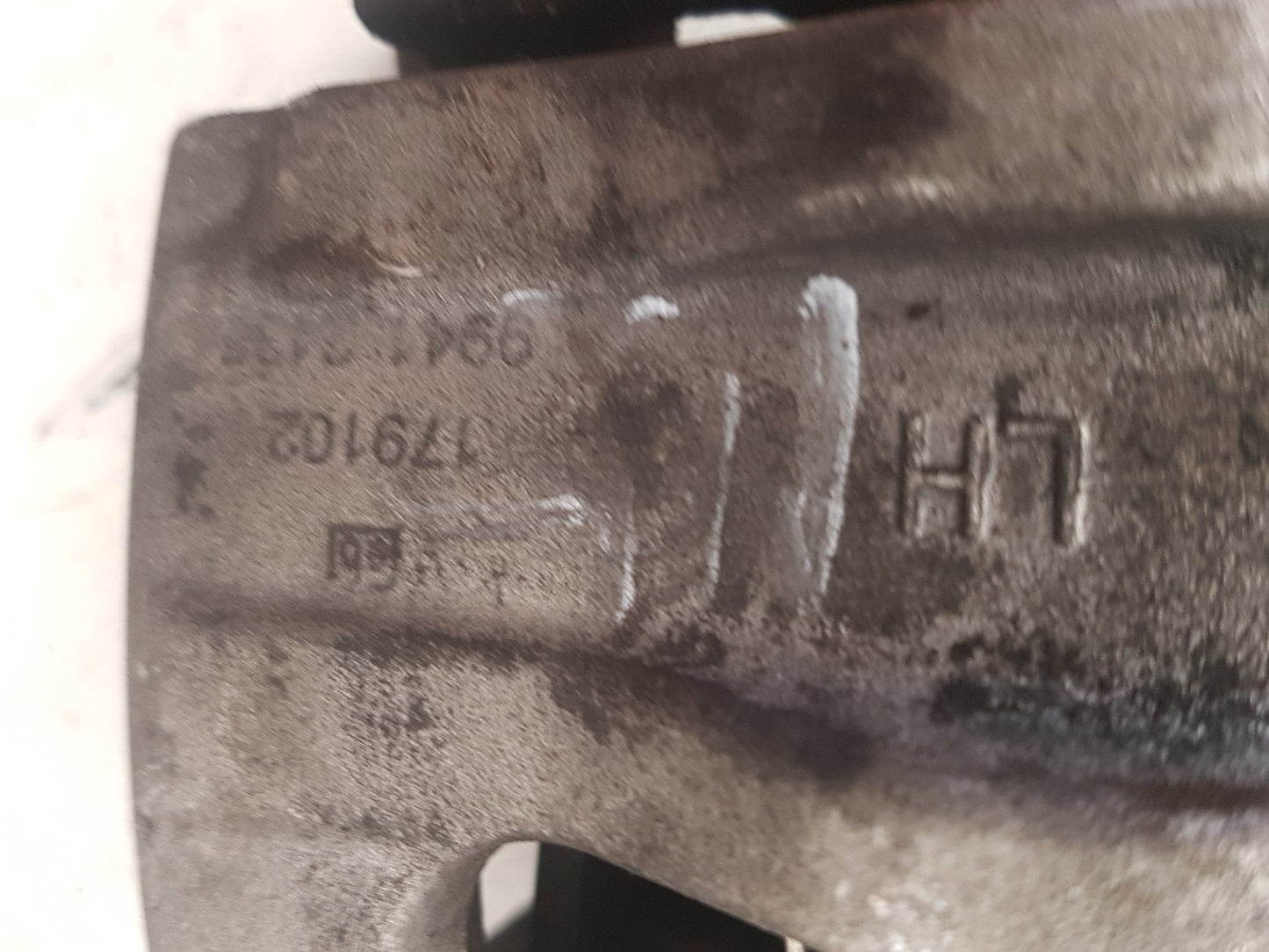 2010 - 2012 Volvo S40  Saloon Left Rear Caliper 99412435