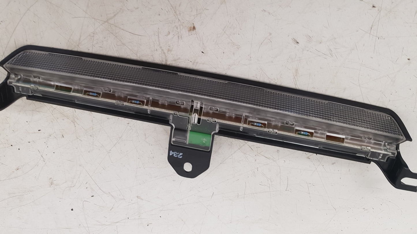2001 - 2008 Volvo V70  Estate High Level Stoplight 8658948