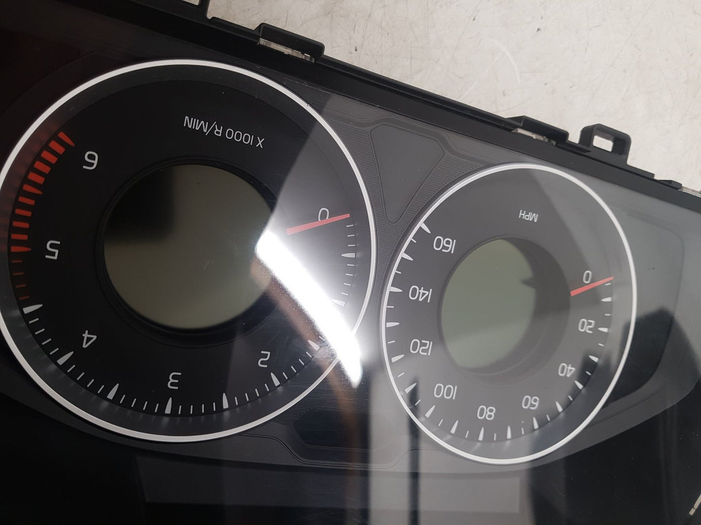 2011 - 2014 Volvo V60 I 155 Estate Instrument Cluster 31327583 AA