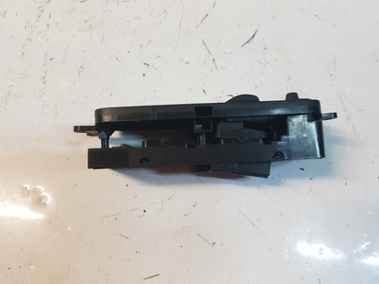 2006 - 2010 Volvo C30  Hatchback Right Front Window Switch 31295124-AA