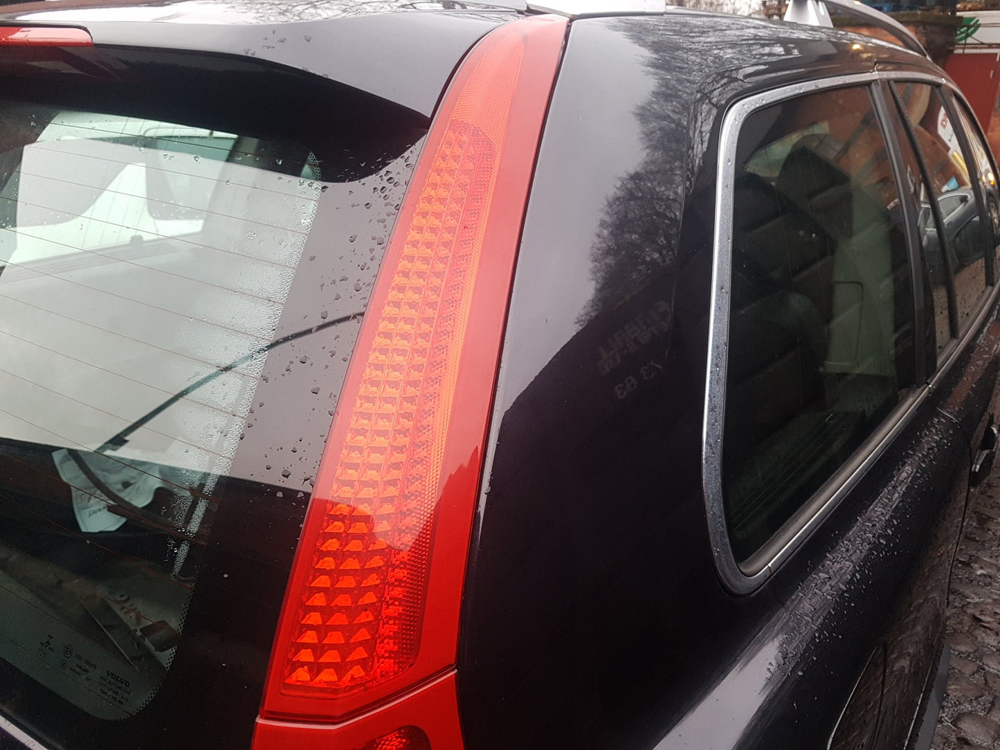 2011 - 2014 Volvo XC90  Estate Right Taillight