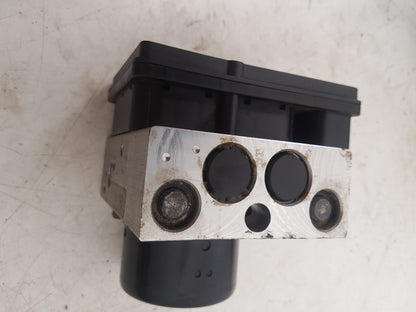 2000 - 2007 Volvo XC70  Estate ABS Pump/Modulator 30714956