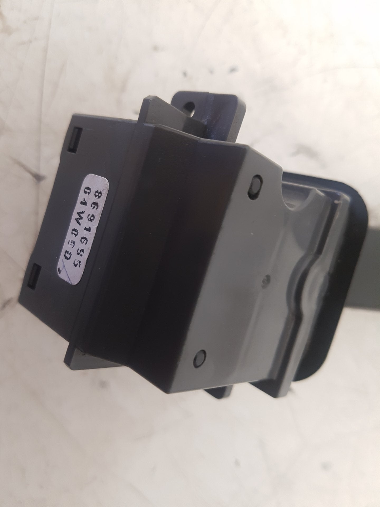 2001 - 2010 Volvo S60  Saloon Wiper Switch 8691695
