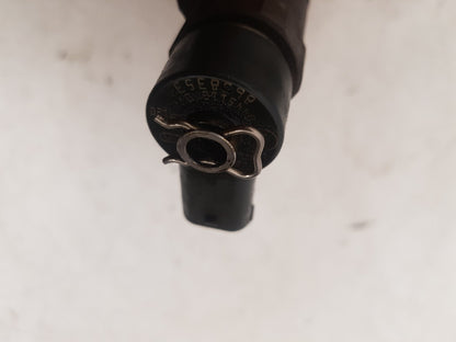 2001 - 2005 Volvo V70  Estate Fuel Injector 8658353