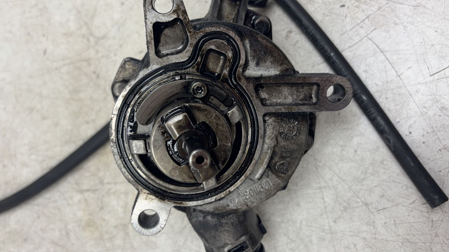 2007 - 2014 Volvo XC90  Estate Brake Vacuum Pump 31219463