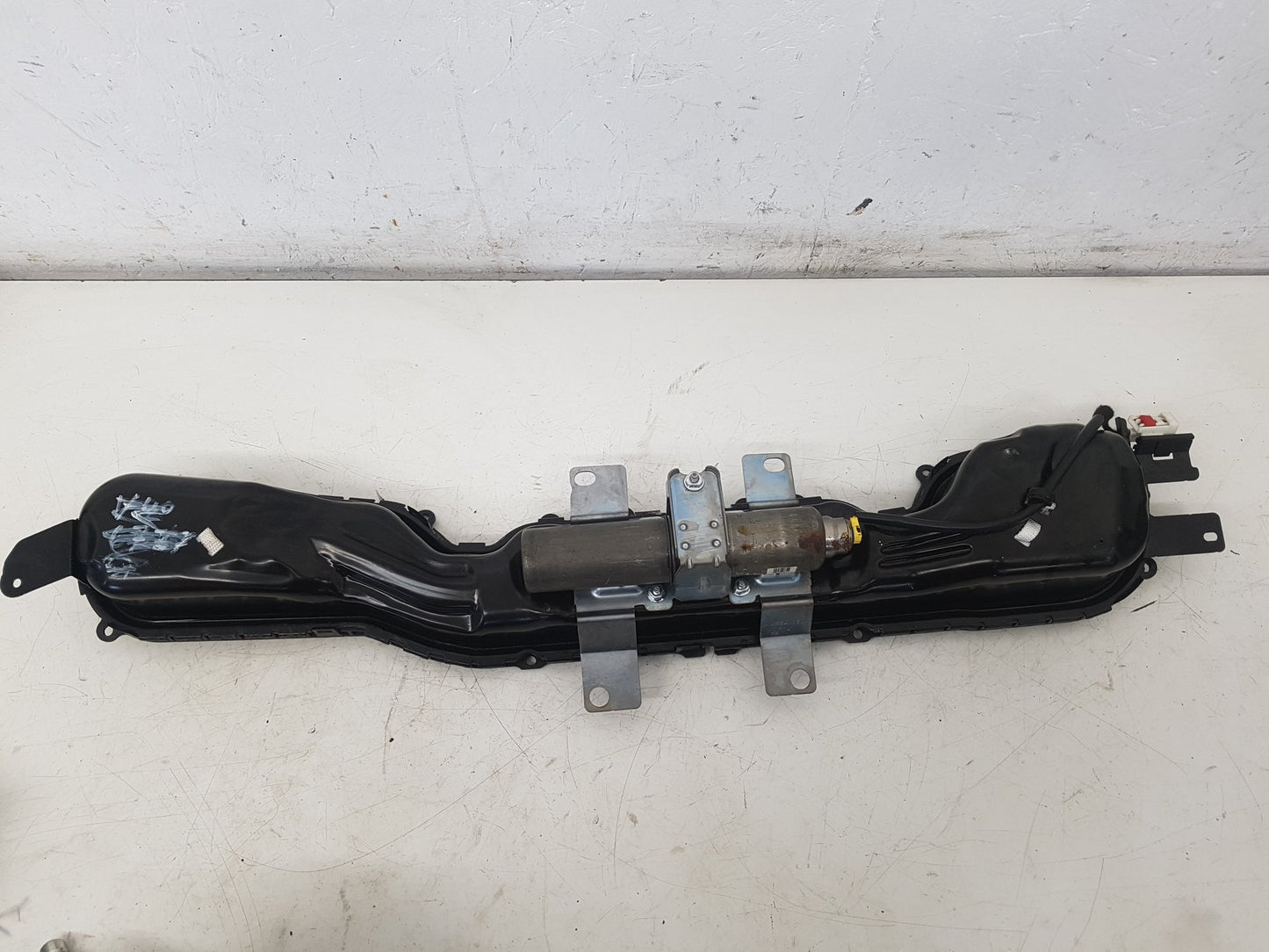 2015 - 2019 Volvo V40 Cross Country  Hatchback PEDESTRIAN AIRBAG 31404289