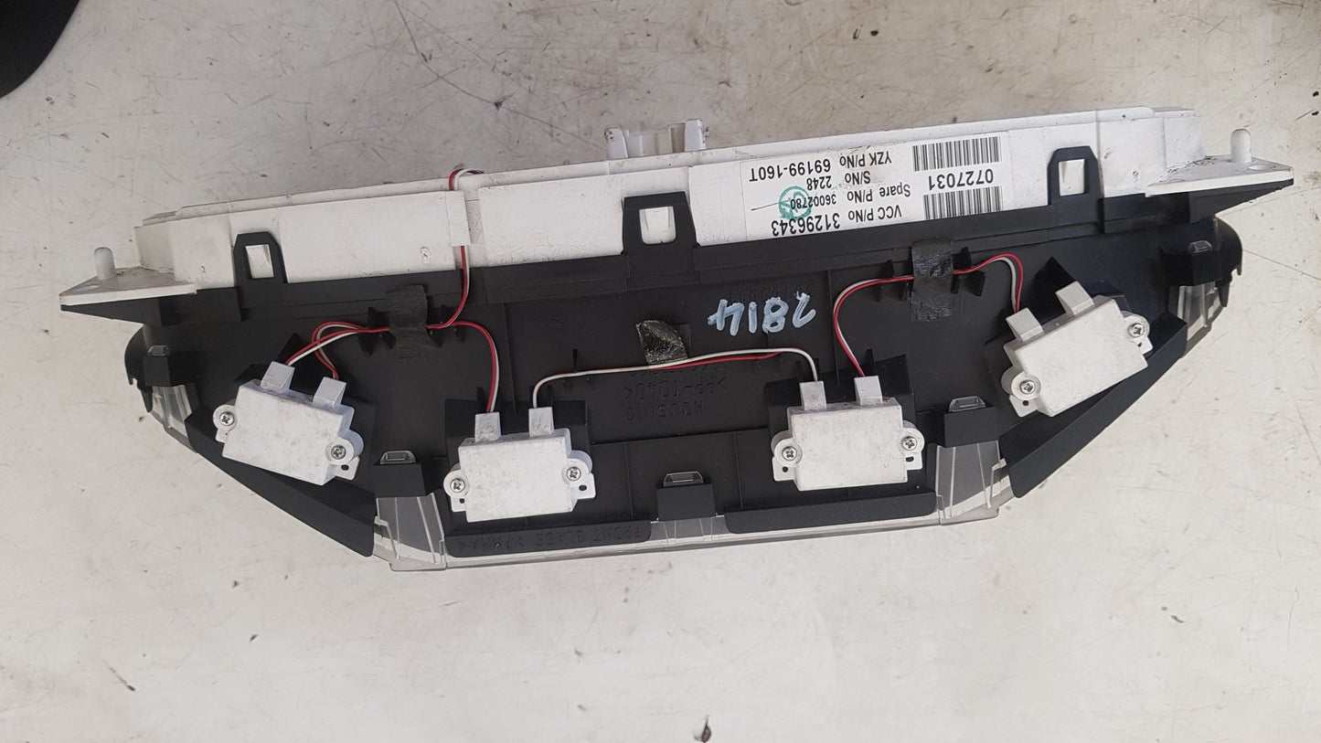 2006 - 2014 Volvo XC90 I 275 SUV Instrument Cluster 31296343
