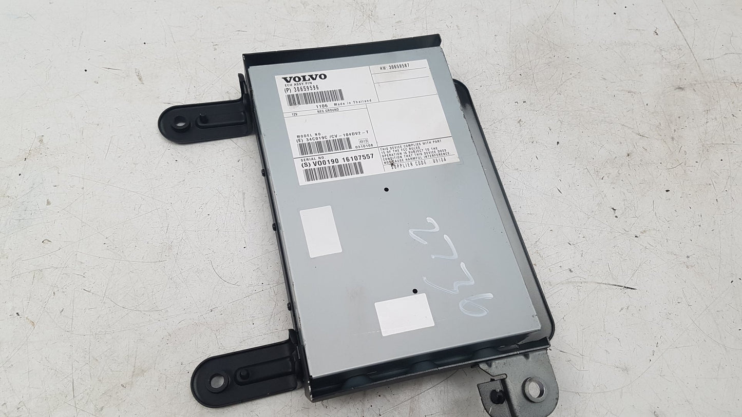 2010 - 2014 Volvo XC60  Estate Amplifier 30659596
