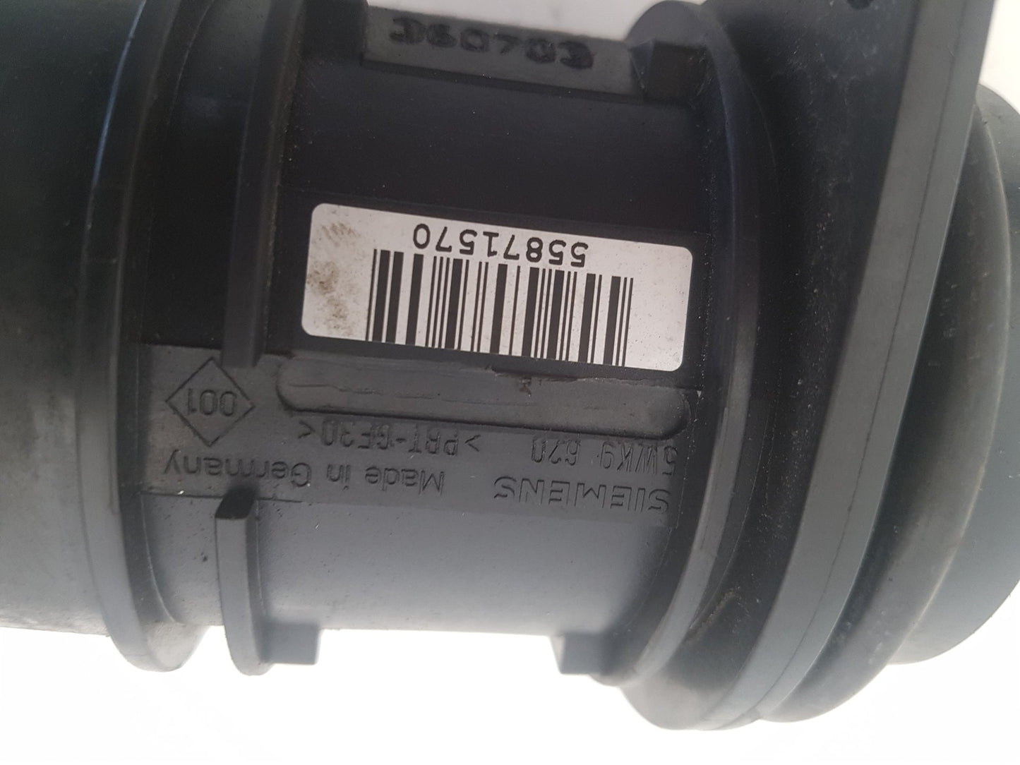 2000 - 2004 Volvo V40  Estate Air Flow Meter 360703