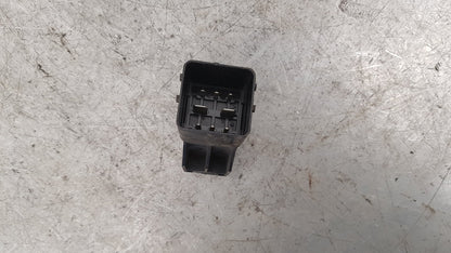 2012 - 2016 Volvo V40  Hatchback Glow Plug Relay 51299049