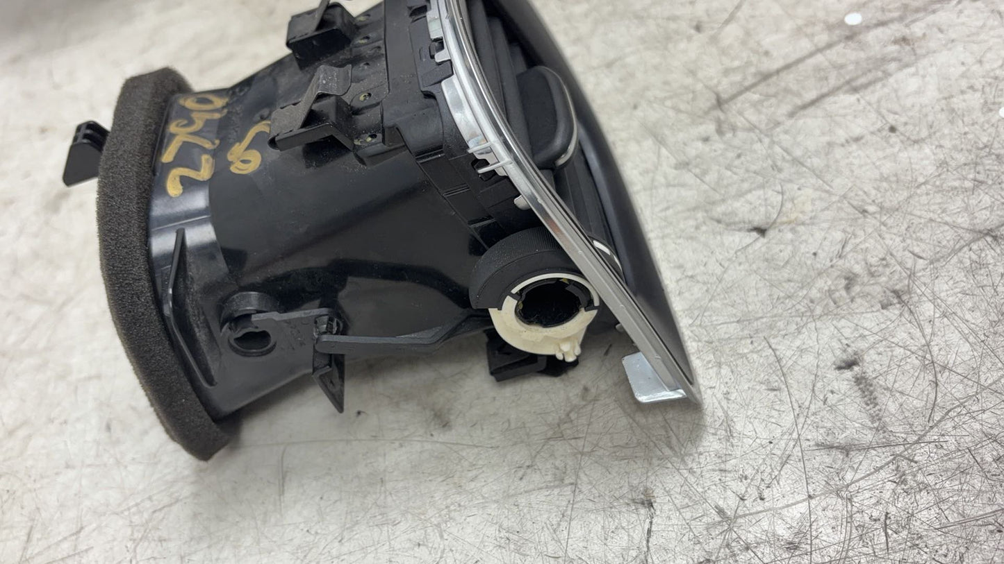 2013 - 2016 Volvo V40 III 525 Hatchback DASHBOARD VENT 1281851