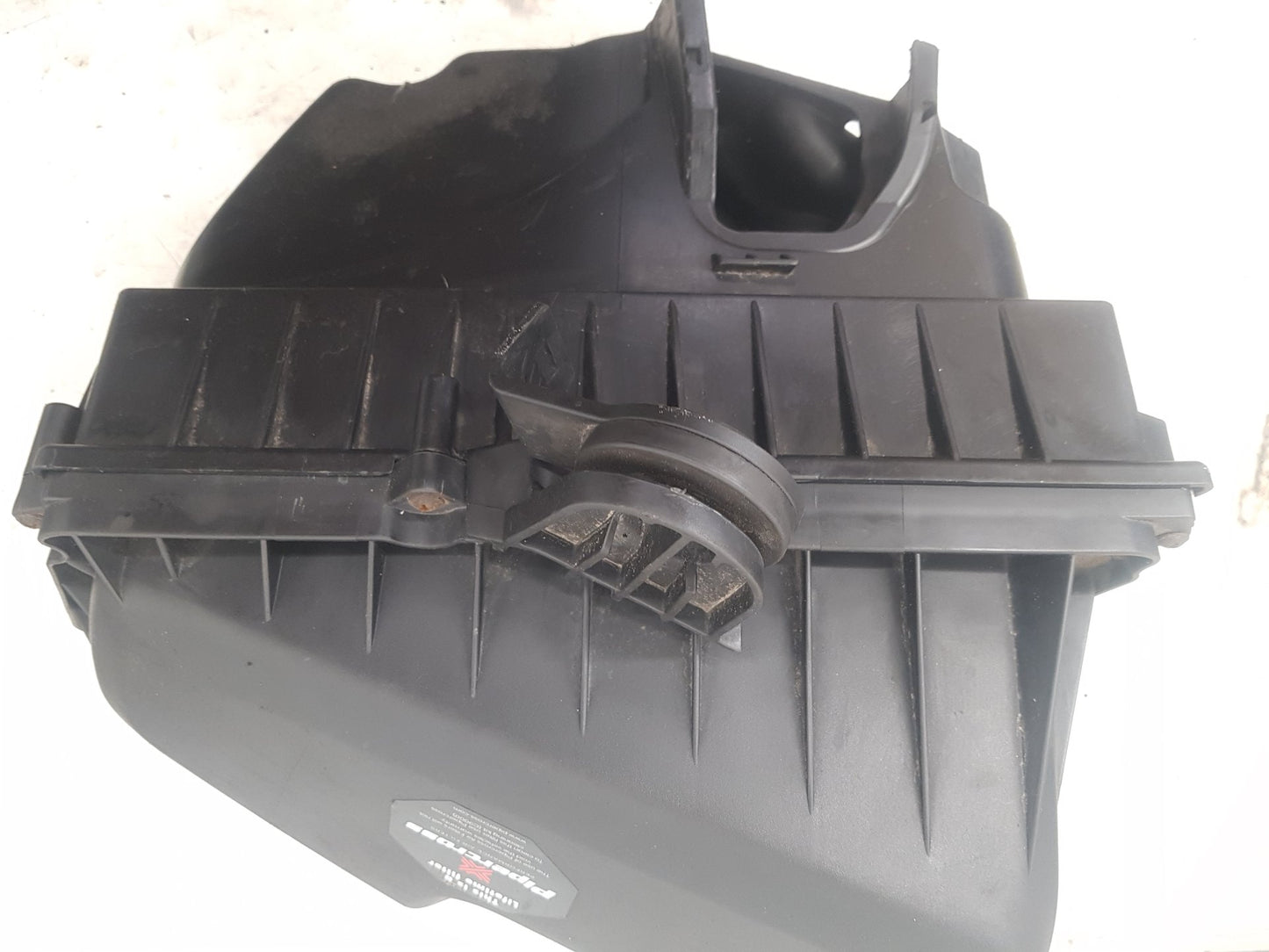 2008 - 2016 Volvo V70  Estate Air Filter Box 7G91-9600-D0
