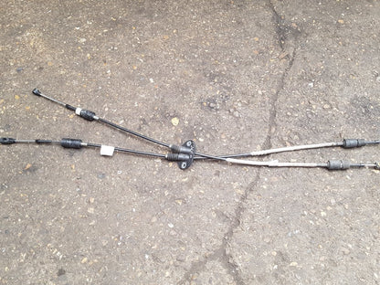 2012 - 2016 Volvo V40  Hatchback Gear Shifter Cable Set 31280505