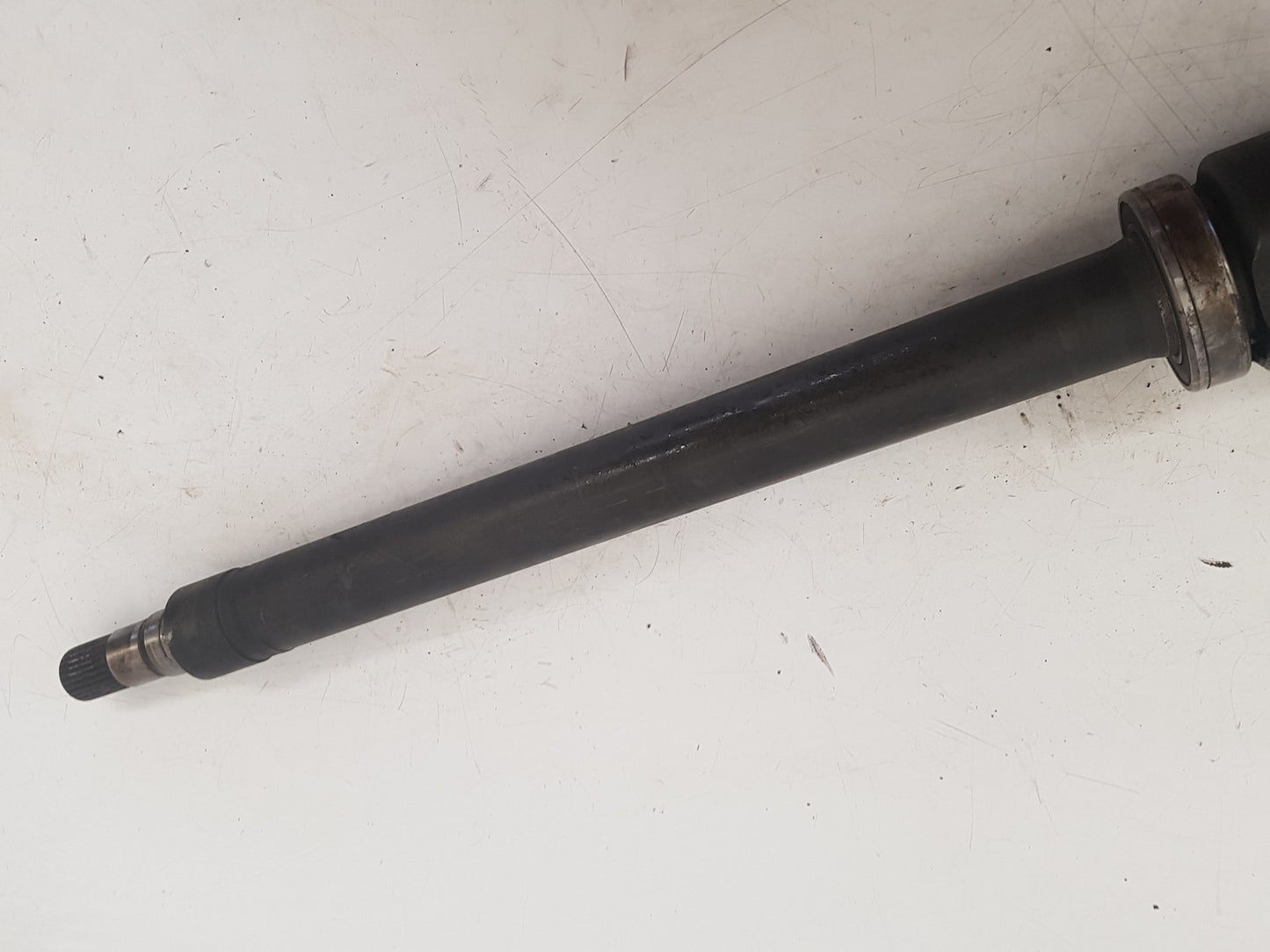 2005 - 2008 Volvo V70  Estate Driveshaft (Manual) UK Drivers Side Front. 8603883