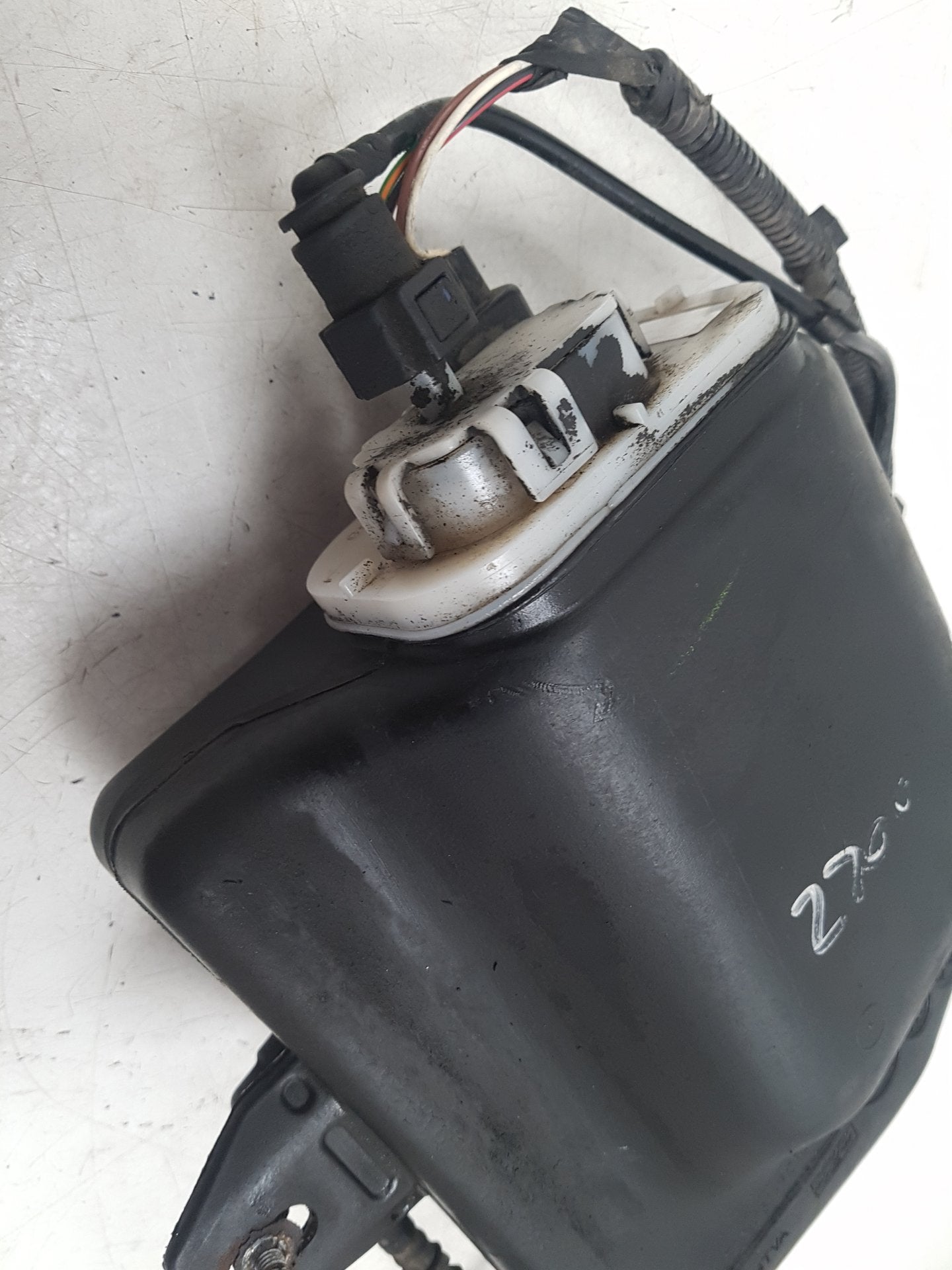 2008 - 2009 Volvo C70  Convertible Adblue Tank Assembly 3M519C103AM