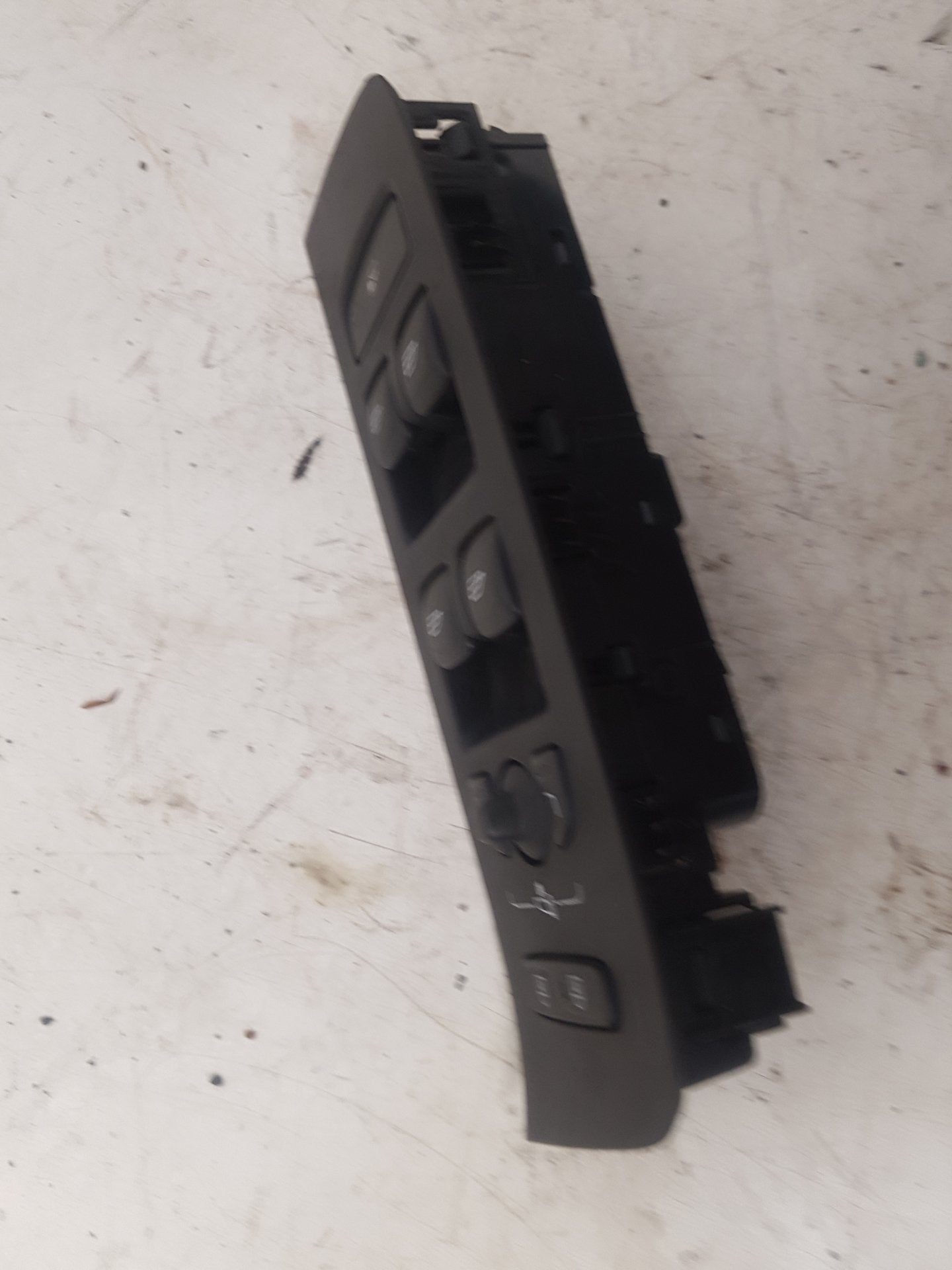 2012 - 2015 Volvo V40  Hatchback ELECTRIC WINDOW/MIRROR SWITCH BANK 31376495