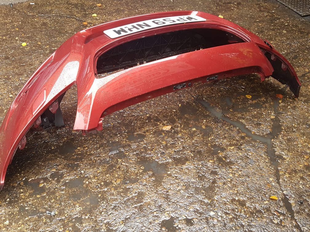 2010 - 2013 Volvo C70  Convertible Front Bumper 39817458