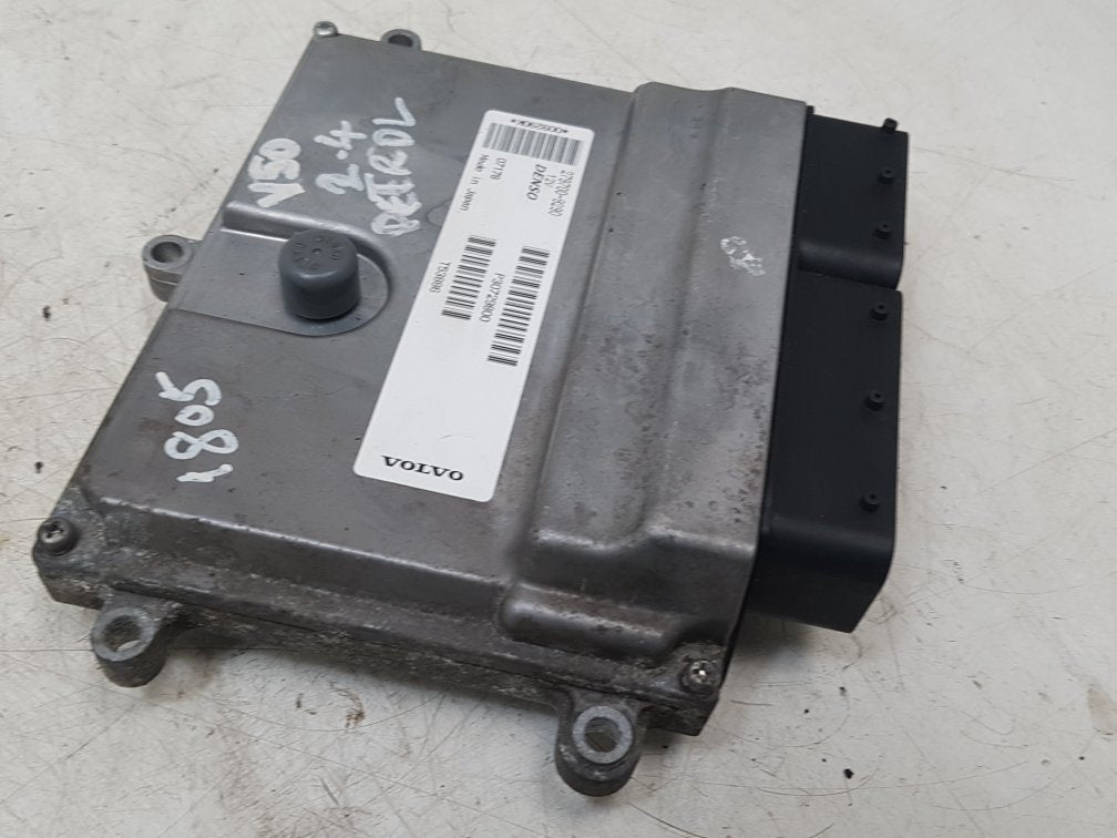 2004 - 2007 Volvo V50   Estate Engine ECU 30729800