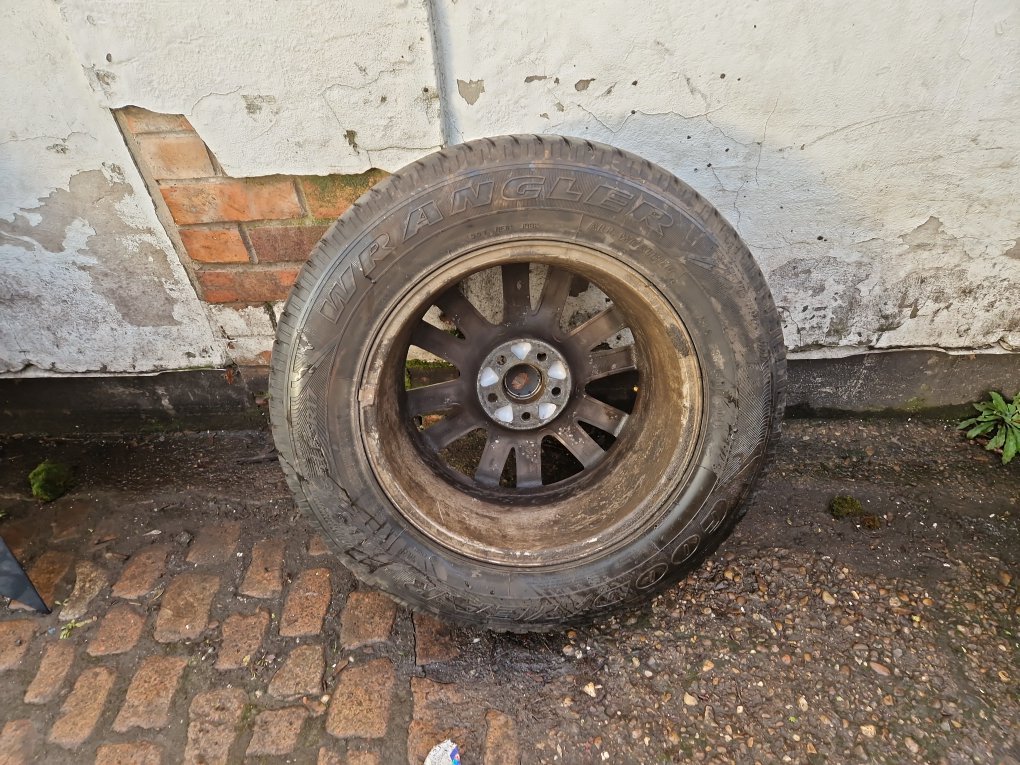 2002 - 2006 Volvo XC90  Estate Alloy Wheel 30643772