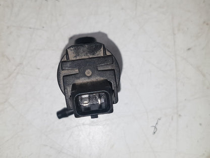 2002 Saab 9-3  Convertible WASHER PUMP (WINDSCREEN) 60210-2970