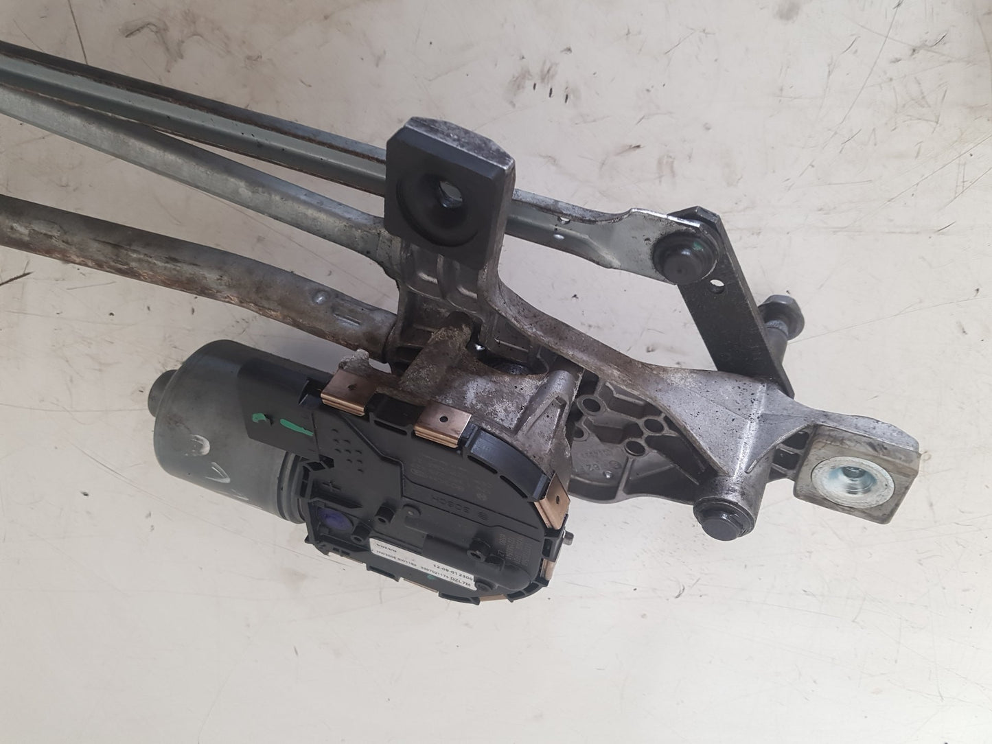 2012 Volvo S60  Saloon WIPER MOTOR (FRONT) & LINKAGE 1397220627