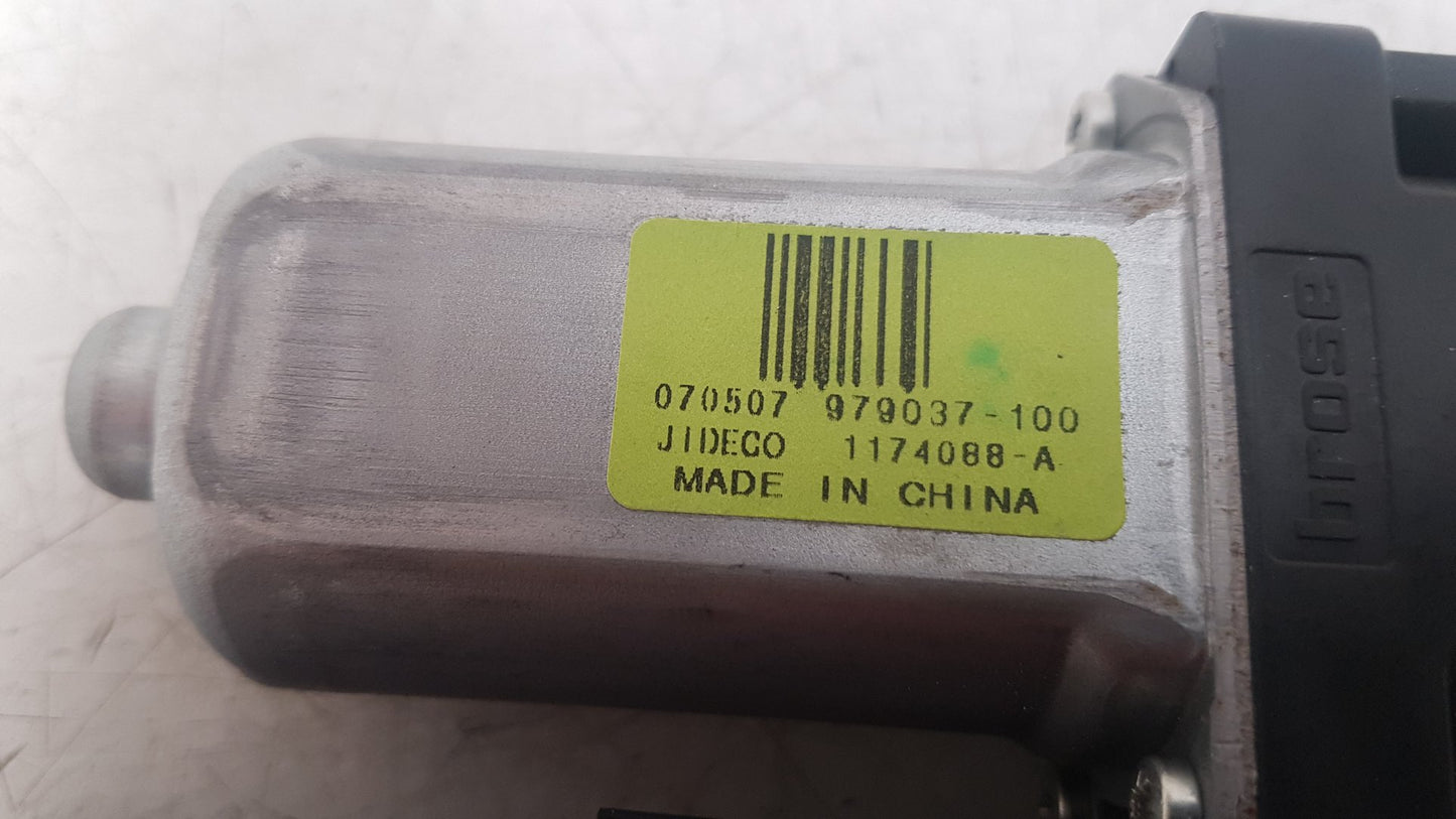 2004 - 2010 Volvo V50   Estate WINDOW REG MOTOR (PASSENGER SIDE FRONT) 30798106AB