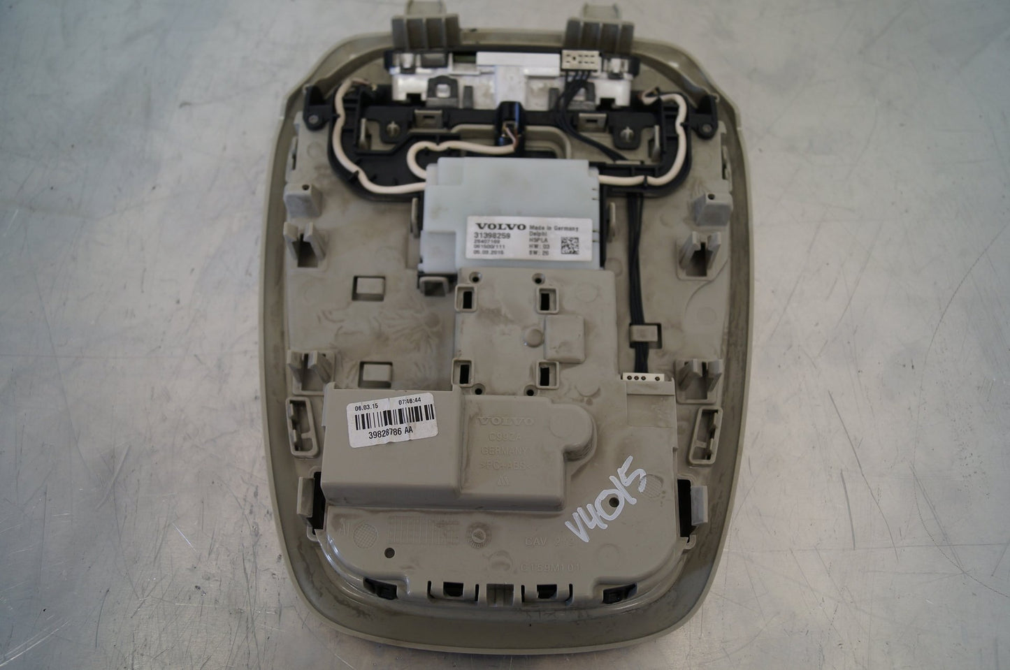 2012 - 2017 Volvo V40  Hatchback Interior Light 39828786 31398259
